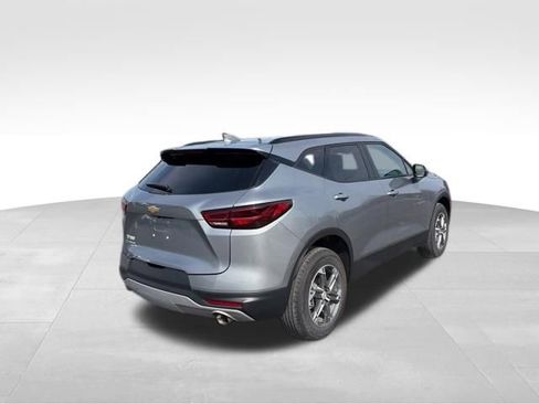 Certified 2024 Chevrolet Blazer LT w/ Convenience Package image 6