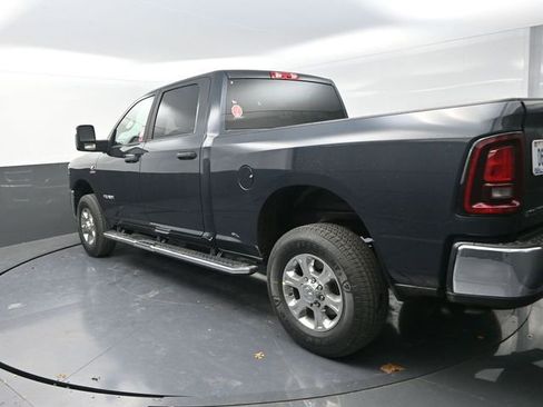 New 2026 RAM 2500 Big Horn AWD/4WD image 8