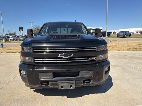 Used 2018 Chevrolet Silverado 2500 LTZ w/ Duramax Plus Package image 26
