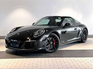 Used 2018 Porsche 911 Targa 4 GTS video 1