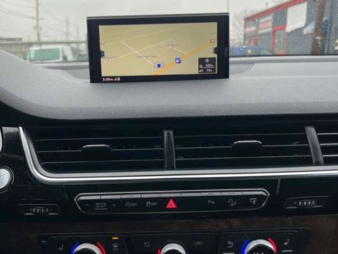 Used 2017 Audi Q7 3.0T Premium Plus w/ Premium Plus Package image 23