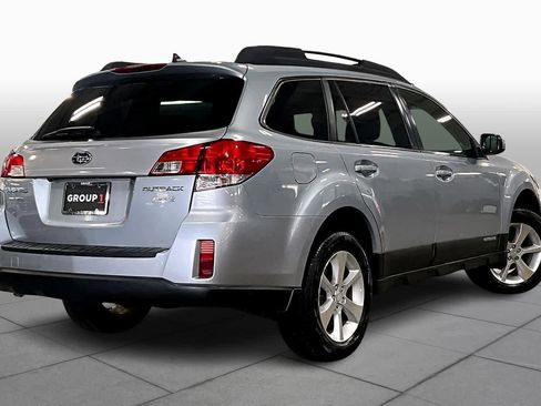 Used 2013 Subaru Outback 2.5i Limited w/ Moonroof Pkg image 12