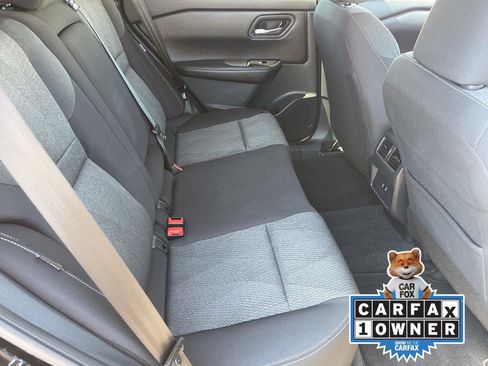 Certified 2025 Nissan Rogue SV FWD image 14