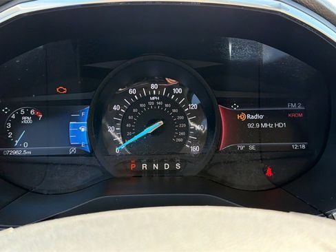 Used 2020 Ford Edge Titanium image 25