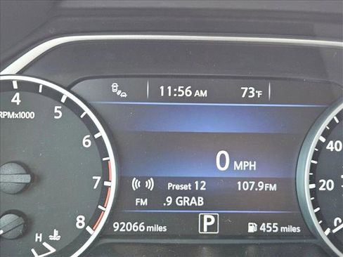 Used 2019 Nissan Murano SV image 11