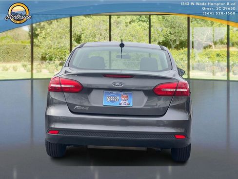 Used 2018 Ford Focus S image 21