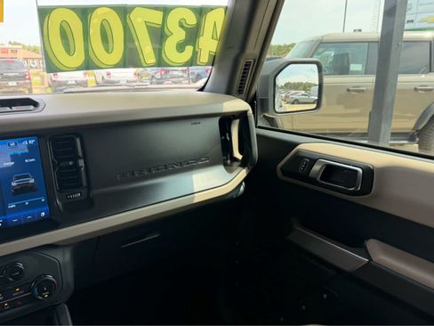 Used 2022 Ford Bronco Wildtrak AWD/4WD image 29