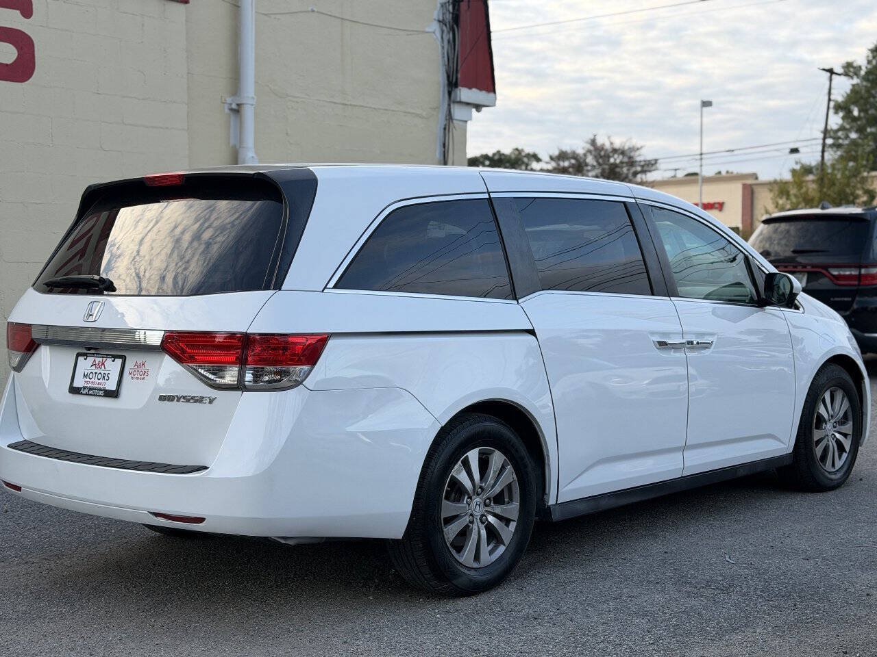 Used 2014 Honda Odyssey EX image 8