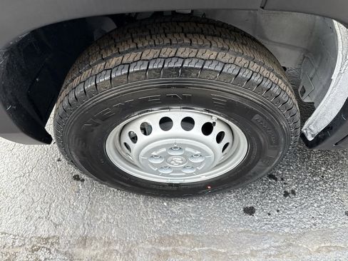 Used 2024 RAM ProMaster 3500 w/ Convenience Group image 11