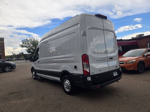 Used 2022 Ford Transit 250 148 High Roof AWD image 8