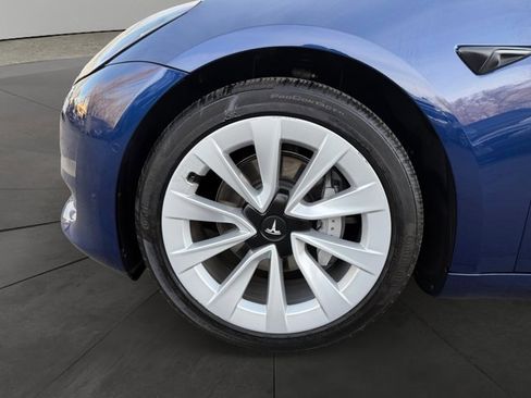 Used 2022 Tesla Model 3 Long Range image 9