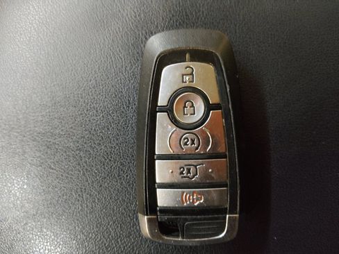 Used 2022 Ford Edge SEL w/ Convenience Package image 32