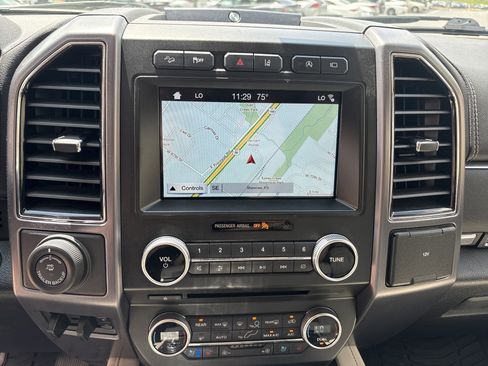 Used 2018 Ford Expedition Max Platinum AWD/4WD image 23
