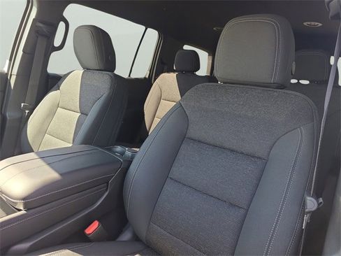 New 2026 Chevrolet Traverse LT w/ Driver Confidence Package image 24