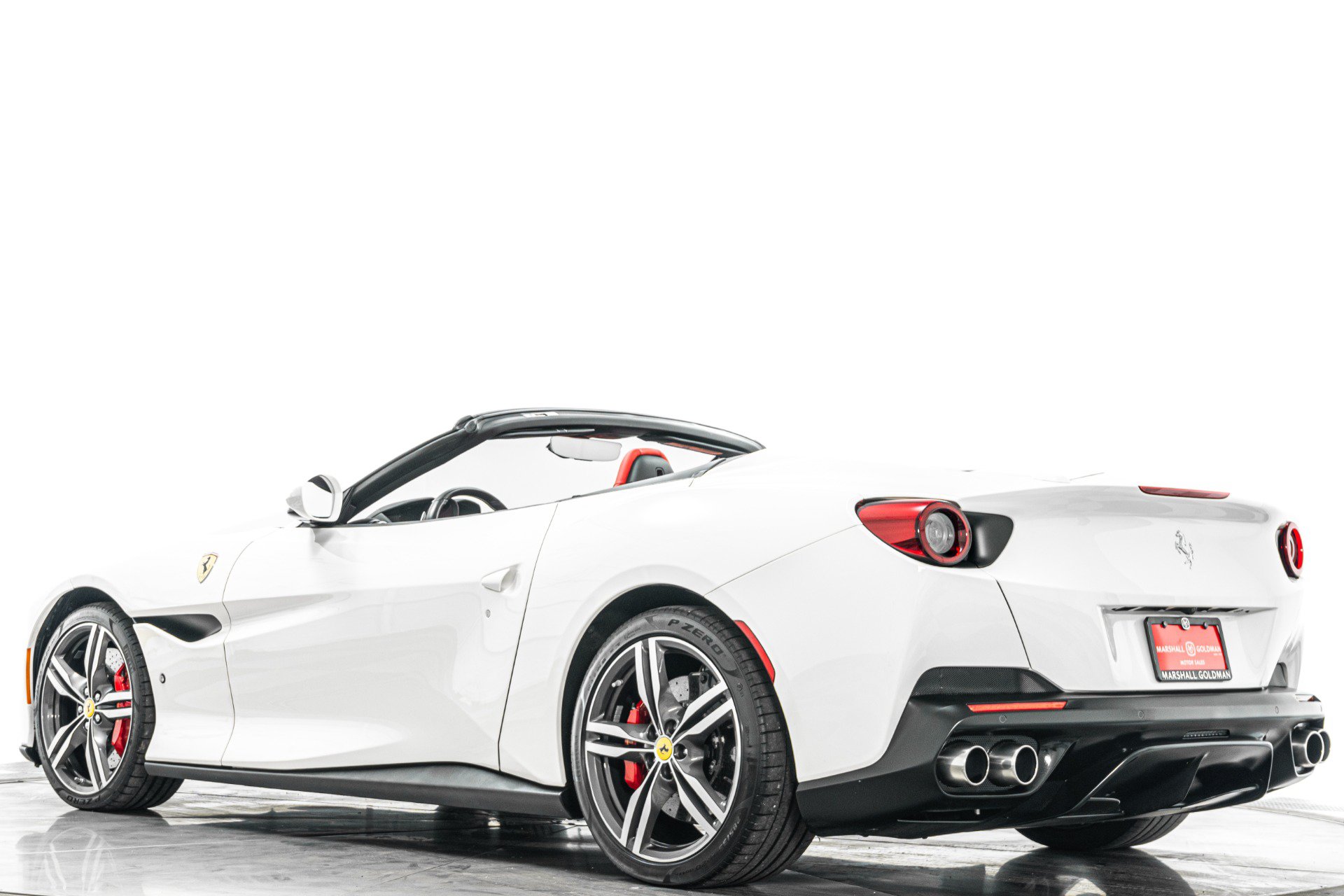 Used 2019 Ferrari Portofino RWD image 33