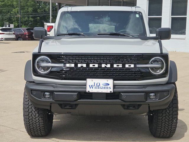 New 2026 Ford Bronco Outer Banks w/ Sasquatch Package AWD/4WD image 2