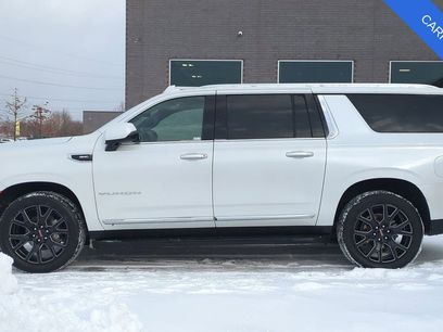 Used 2023 GMC Yukon XL SLT w/ SLT Premium Package