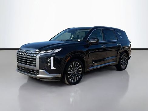Used 2024 Hyundai Palisade Calligraphy image 7