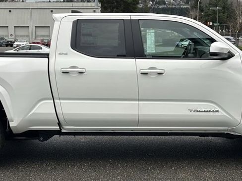 New 2026 Toyota Tacoma SR5 image 4