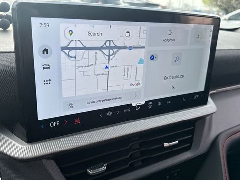 Used 2025 Ford Explorer ST-Line w/ Premium Package image 25