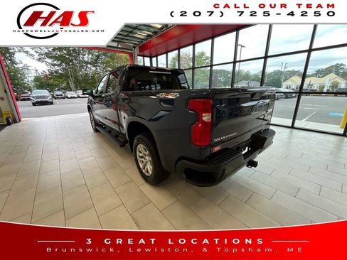 Used 2022 Chevrolet Silverado 1500 RST AWD/4WD image 3