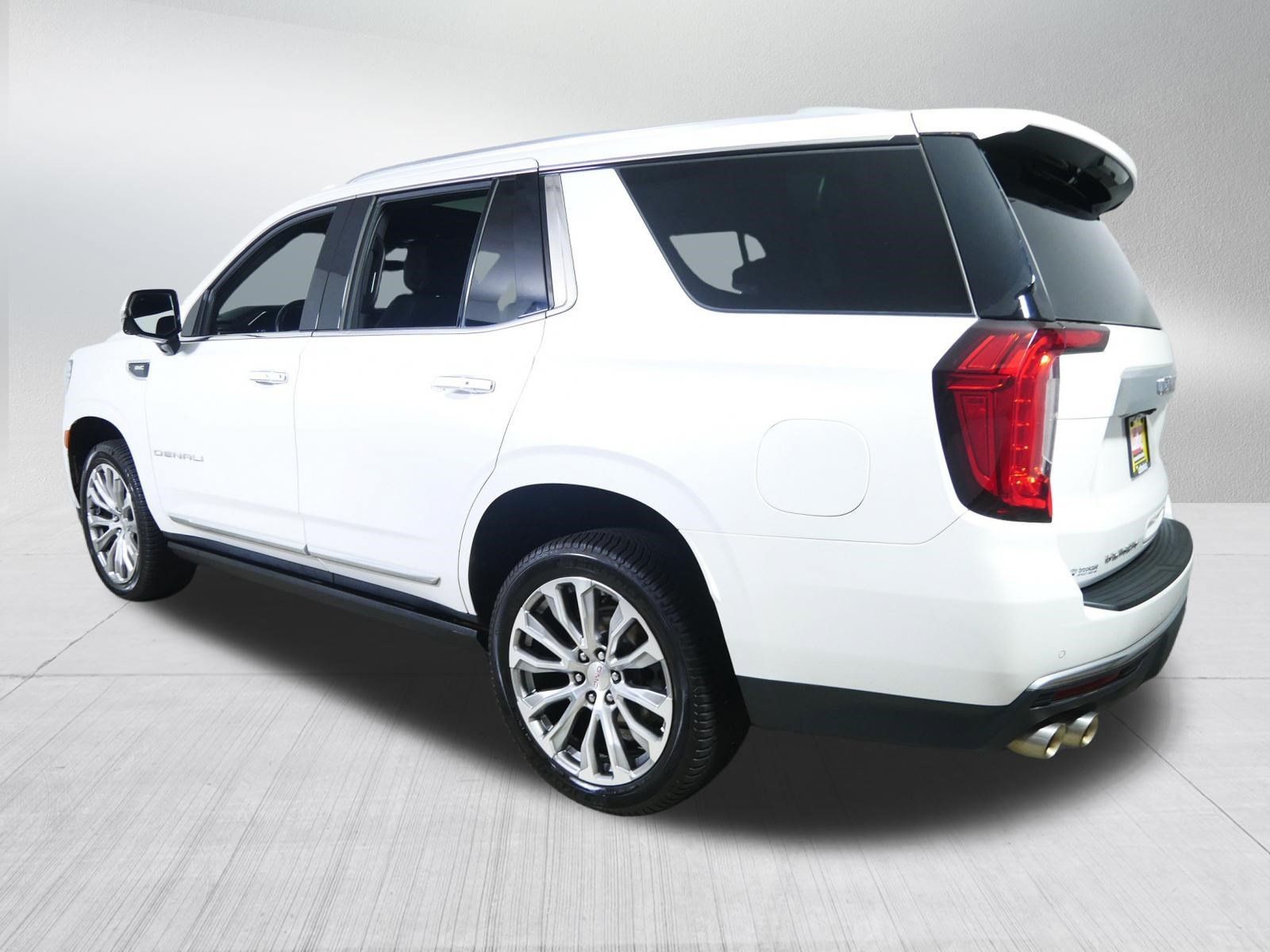 Certified 2022 GMC Yukon Denali w/ Denali Premium Package AWD/4WD image 5