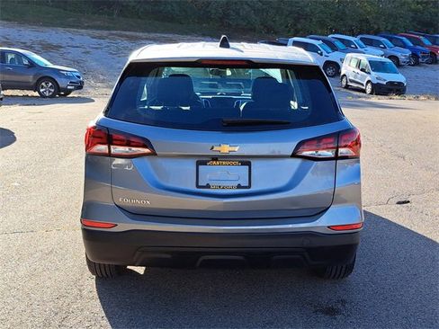 Used 2023 Chevrolet Equinox LS image 4