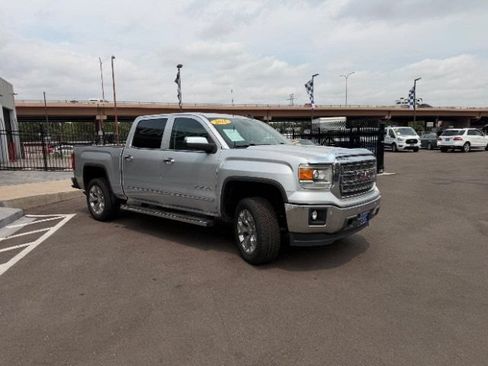 Used 2015 GMC Sierra 1500 SLT w/ SLT Crew Cab Value Package RWD image 26
