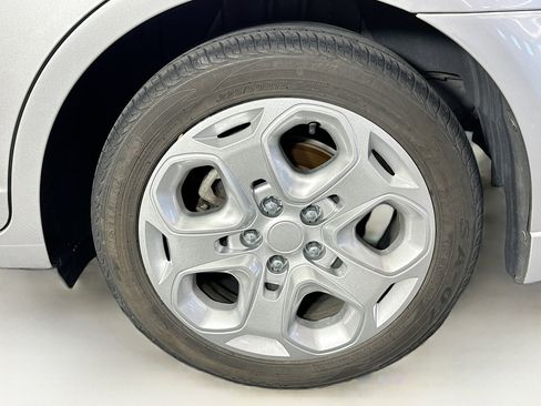 Used 2011 Ford Fusion SE w/ 202A Rapid Spec Order Code image 11