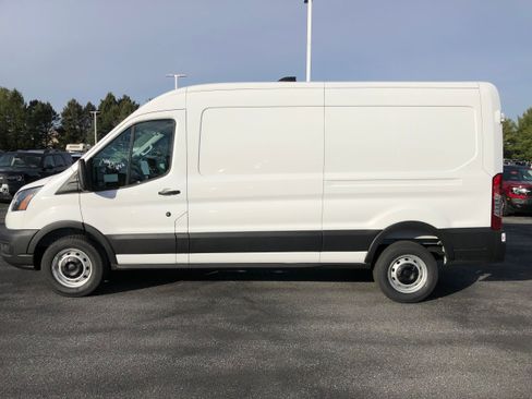 New 2026 Ford Transit 250 148 Medium Roof RWD image 2