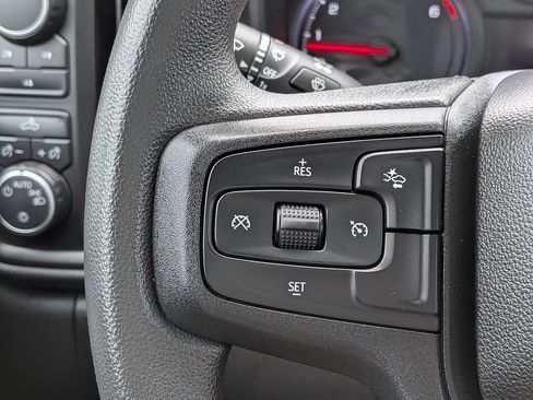 Used 2024 Chevrolet Silverado 2500 Custom AWD/4WD image 43