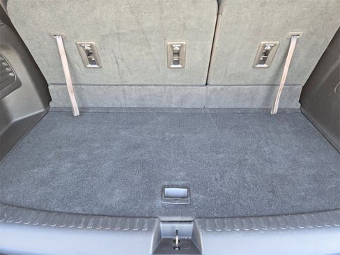 Used 2025 GMC Acadia Elevation image 27