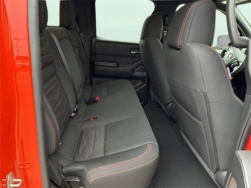 Used 2025 Nissan Frontier Pro-X w/ Pro Convenience Package image 10