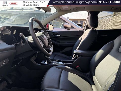 Used 2025 Buick Encore GX Sport Touring w/ Experience Buick Package image 18