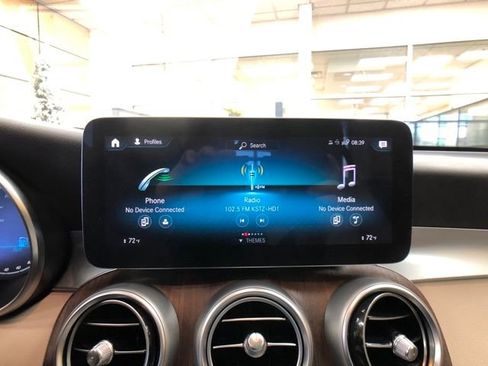 Used 2022 Mercedes-Benz GLC 300 4MATIC image 15