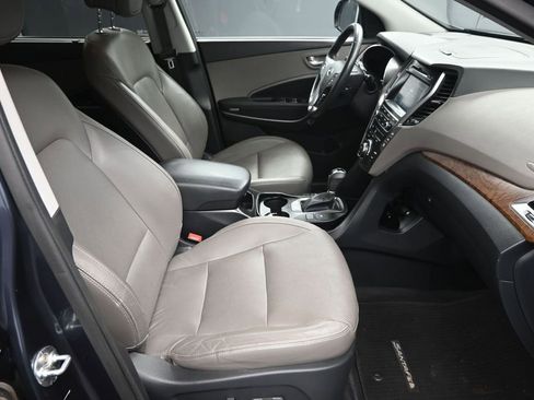 Used 2019 Hyundai Santa Fe XL SE w/ SE Premium Package 02 FWD image 38
