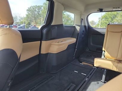 Used 2024 Kia Carnival LX