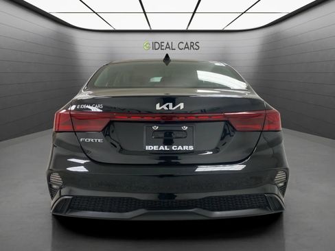Used 2023 Kia Forte LXS FWD image 6