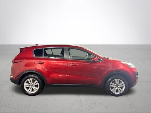 Used 2018 Kia Sportage LX AWD/4WD image 5