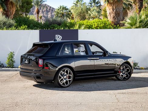 Used 2024 Rolls-Royce Cullinan Black Badge w/ Driver's Package image 2