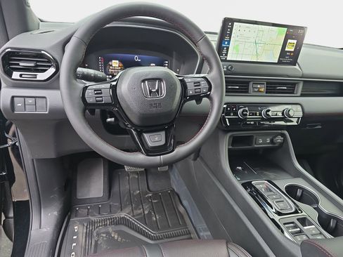New 2026 Honda Pilot Black Edition image 17