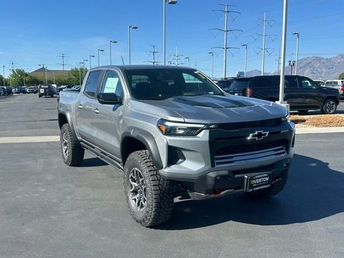 New 2026 Chevrolet Colorado ZR2 w/ Technology Package AWD/4WD image 28