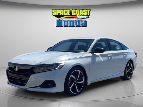 Used 2022 Honda Accord Sport image 3