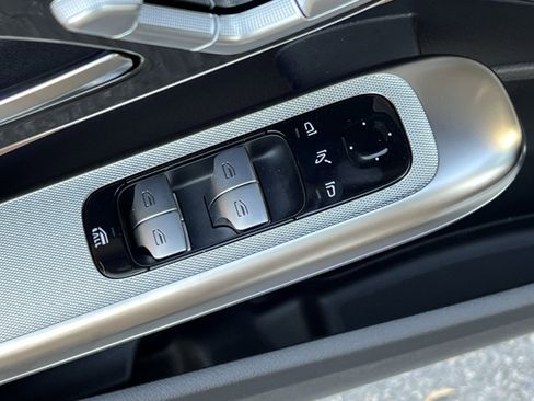 New 2026 Mercedes-Benz CLE 300 4MATIC Cabriolet image 13