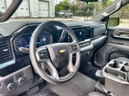 Certified 2022 Chevrolet Silverado 1500 LT w/ Safety Package RWD image 11
