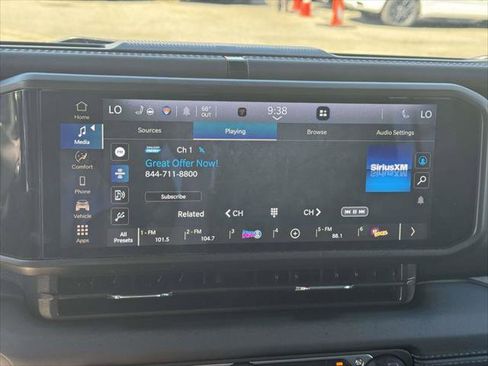 Certified 2024 Jeep Wrangler Unlimited Sahara AWD/4WD image 24