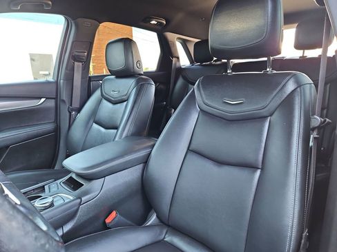 Used 2023 Cadillac XT5 Luxury image 23