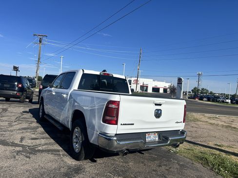 Used 2024 RAM 1500 Laramie AWD/4WD image 3