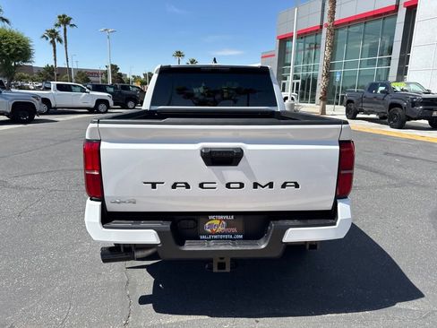 New 2026 Toyota Tacoma SR5 AWD/4WD image 3