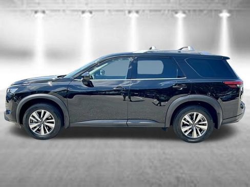 Certified 2022 Nissan Pathfinder SL w/ SL Black Package FWD image 10